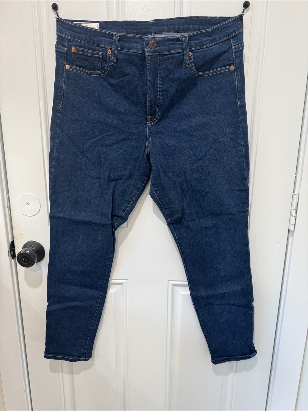 GAP Women's Skinny Jeans in Dark Blue Denim
